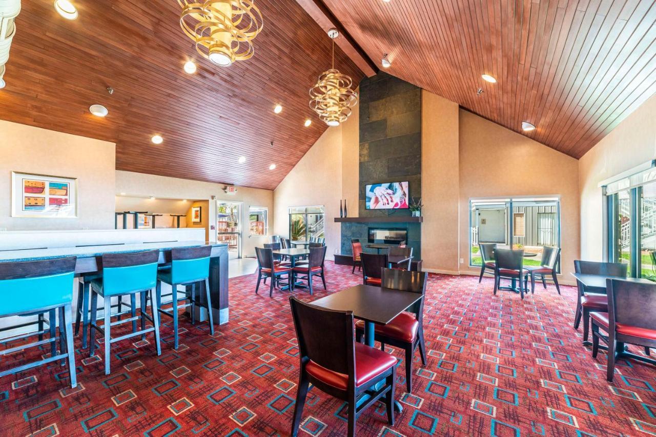 Metro Phx Upstairs 2Bd Sleeps 6 Heated Pool No Pets Allowed Финикс Екстериор снимка