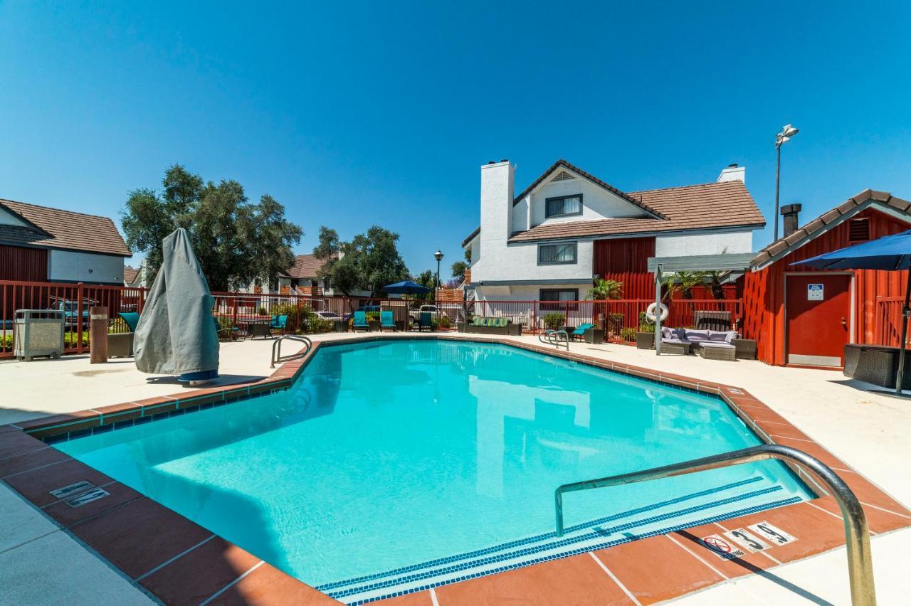 Metro Phx Upstairs 2Bd Sleeps 6 Heated Pool No Pets Allowed Финикс Екстериор снимка