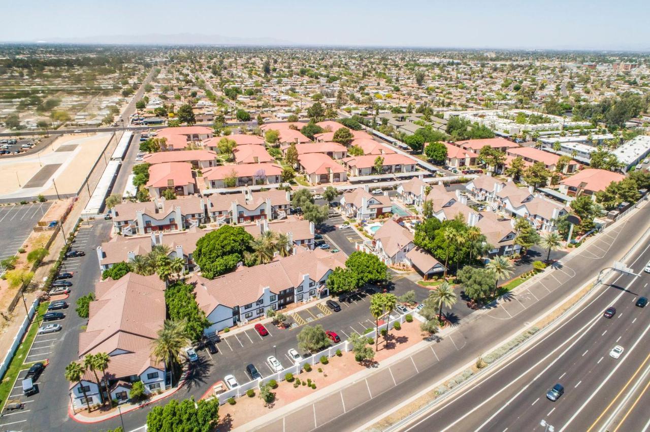 Metro Phx Upstairs 2Bd Sleeps 6 Heated Pool No Pets Allowed Финикс Екстериор снимка