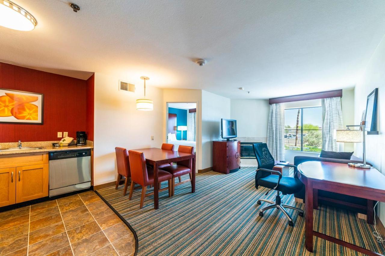 Metro Phx Upstairs 2Bd Sleeps 6 Heated Pool No Pets Allowed Финикс Екстериор снимка