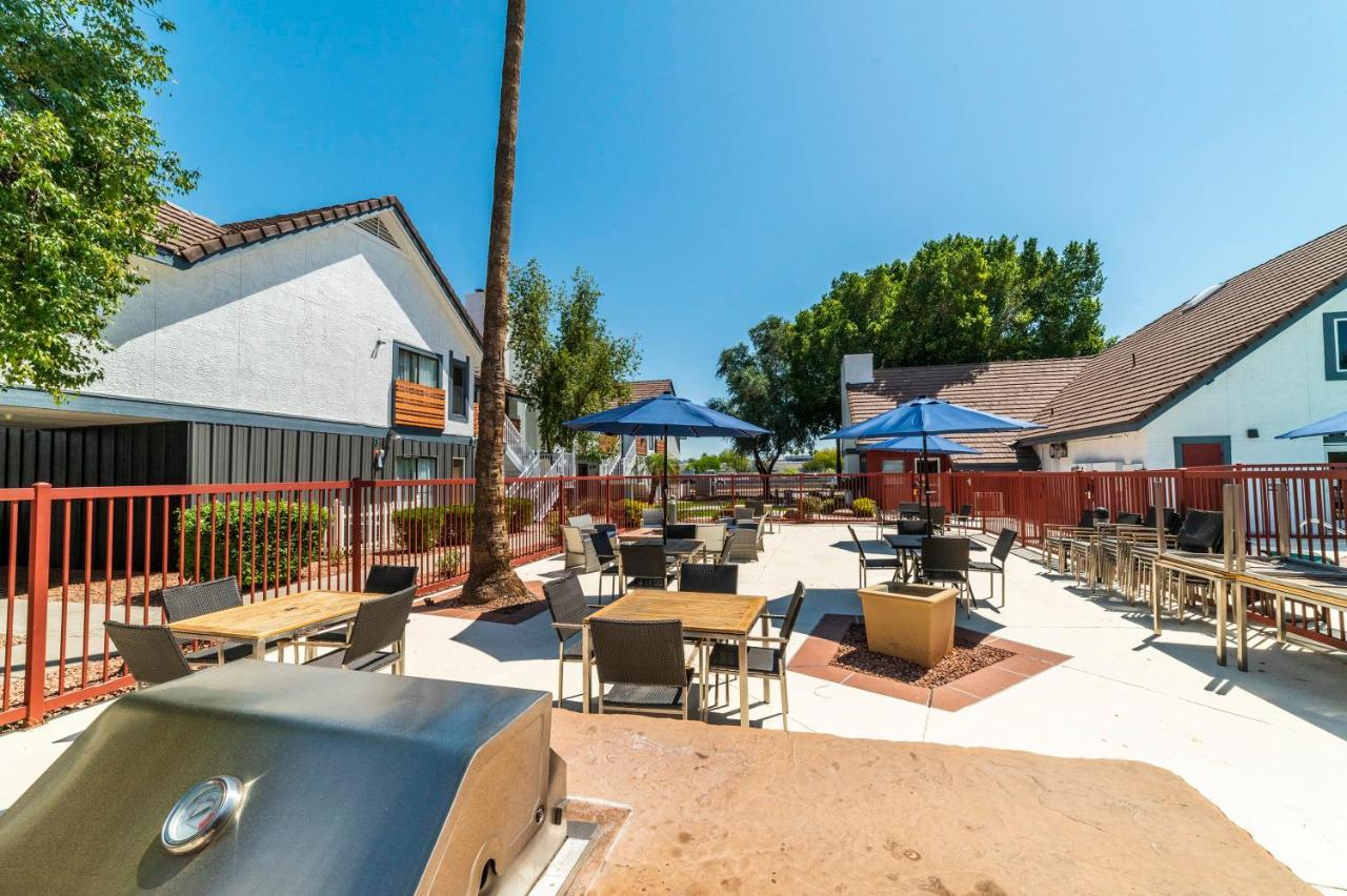 Metro Phx Upstairs 2Bd Sleeps 6 Heated Pool No Pets Allowed Финикс Екстериор снимка